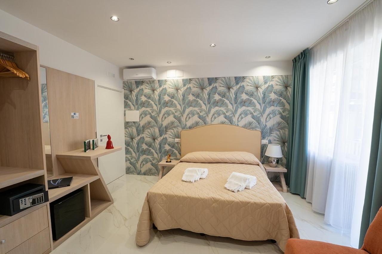 Greros H. Rooms Napoli Centro By Clapa Group Dislocated Hospitality Екстер'єр фото