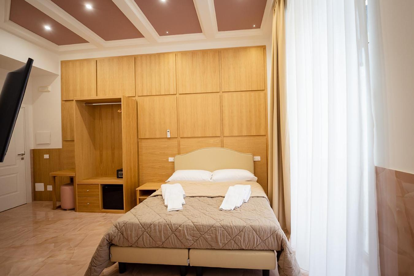 Greros H. Rooms Napoli Centro By Clapa Group Dislocated Hospitality Екстер'єр фото